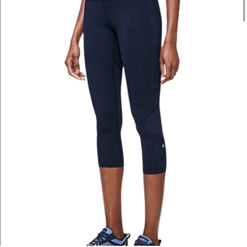 Lululemon Pace Crop Rival Navy